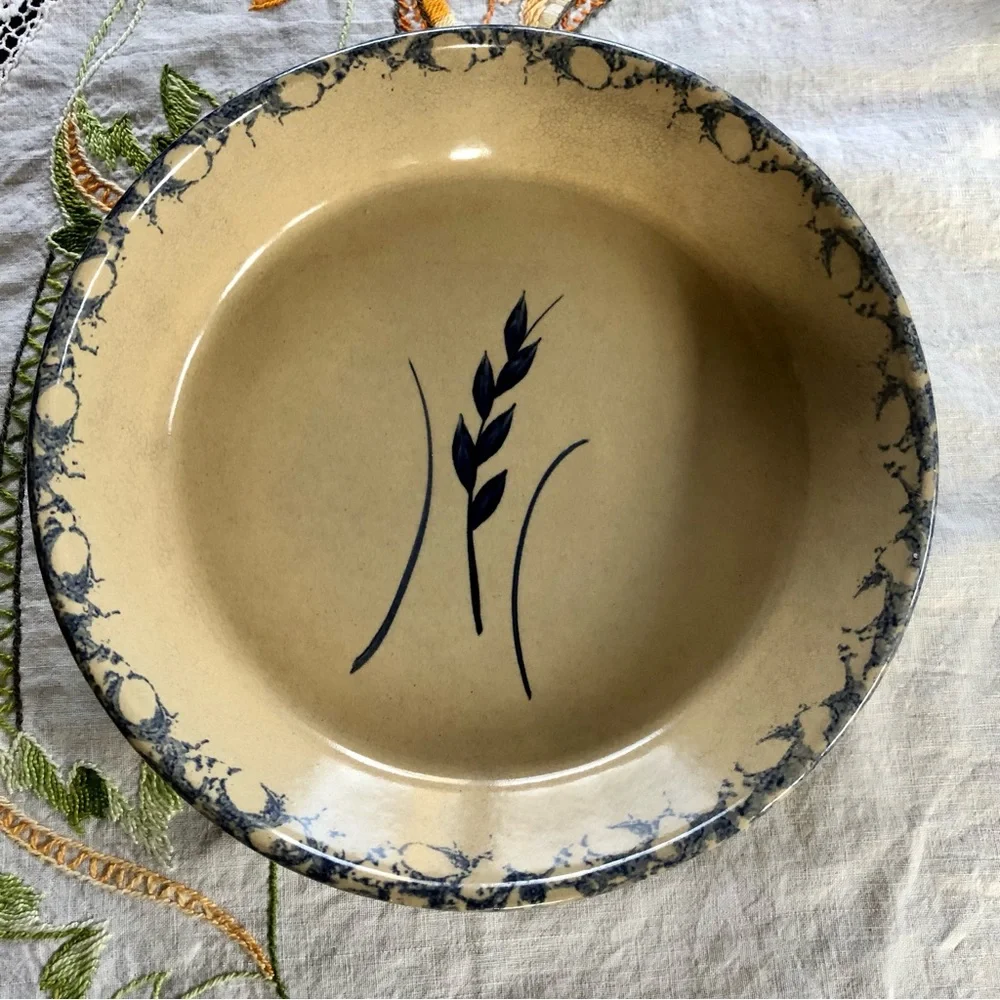 Vintage Robinson Ransbottom Yellowware Pie Dish Wheat Pattern 9.5